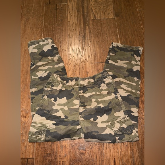 The Children's Place Green and Brown Casual Camouflage Bottoms - Picture 3 of 4